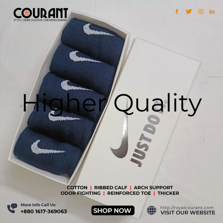 Dri-Fit%20Everyday%20Plus%20Quarter%20Socks%20-%20Premium%20Quality%20for%20Ultimate%20Comfort%20and%20Style%20-%20Image%203