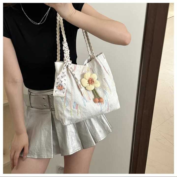 Sunflower%20Gentle%20High%20Value%20Bucket%20Bag%20Summer%20New%20Versatile%20Shoulder%20Fashion%20Tote%20Bag%20for%20Collage%20Coaching%20going%20Girls%20-%20Image%203