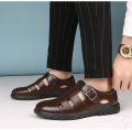 Mens Sandals 2019 Casual Hollow Breathable Middle-aged Shoes Sandals Loafers Zapatos De Hombre Classic Leather Sandals.