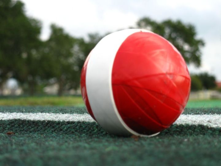 Cricket%20Ball%20Tape%20Wrapped%20Tennis%20-%201pcs%20-%20Image%203