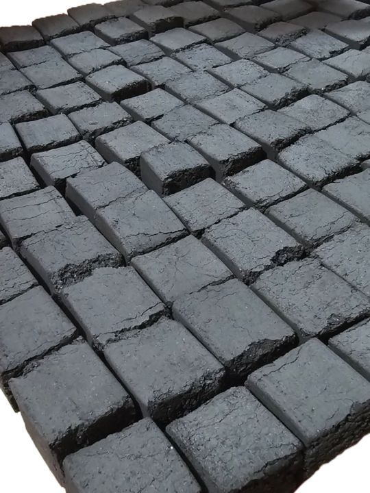 Premium%20100%25%20Coconut%20Charcoal,%2025mmX25mm,%20100%25%20Natural,%20No%20Smoke,%20No%20Chemical,%20No%20Spark%20-%20Image%208
