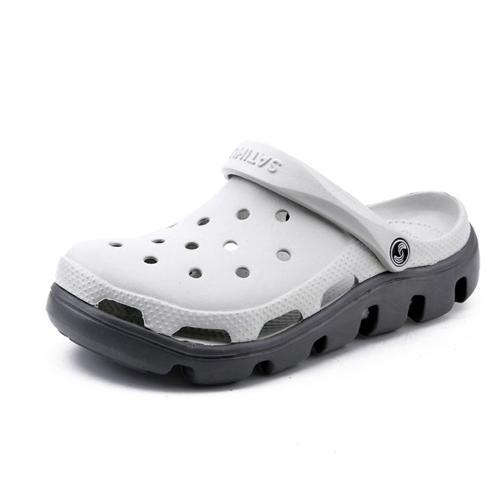 2022%20Men%20Sandals%20Women%20Casual%20Summer%20High%20Quality%20Rubber%20Hole%20Shoes%20Clogs%20Lovers%20Home%20Garden%20Outdoor%20Beach%20Flat%20Slippers%20-%20Image%203