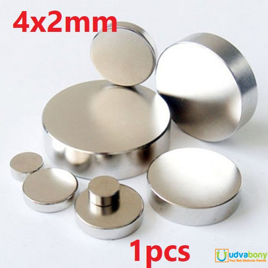 Disc%20Type%20Neodymium%20Strong%20Magnet-%204x2mm%20-%20Image%202