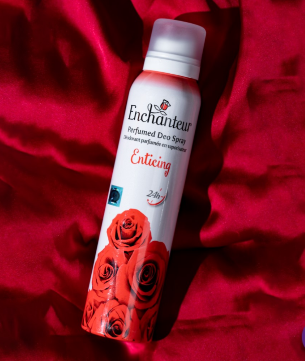 Enchanteur%20Enticing%20Perfumed%20Deo%20Spray%20for%20Women,%20150ml%20-%20Image%203