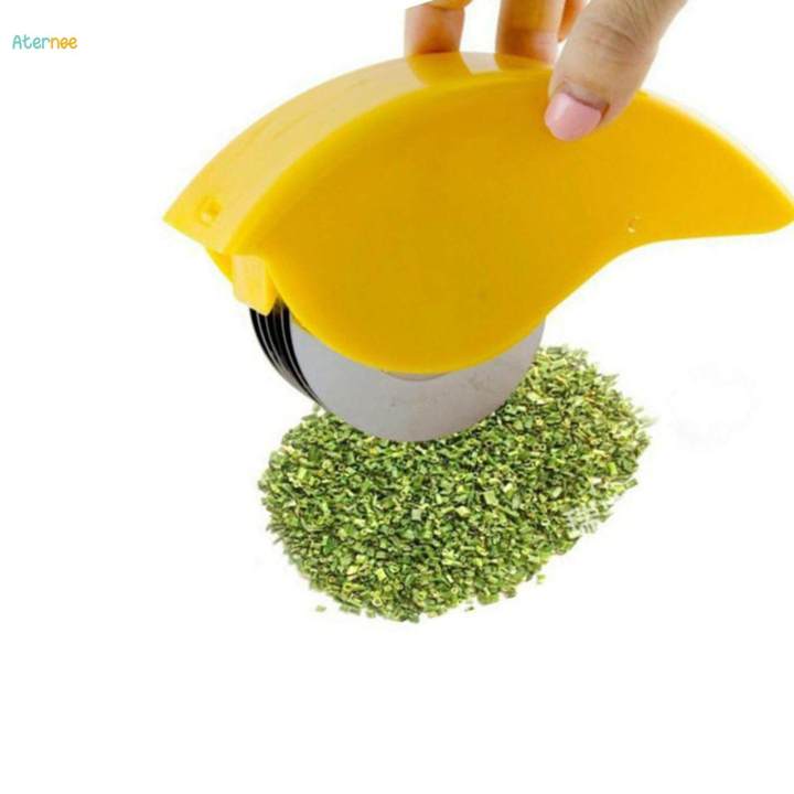 Parsley%20Roller%20Mincer%20Manual%20Vegetable%20Cutter%20Parsley%20Chopper%20for%20Potato%20-%20Image%204