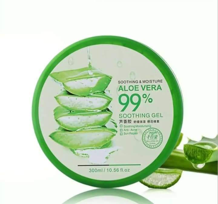Calming%20&%20Moisturizing%20Aloe%20Vera%20Purity%2099%25%20Soothing%20Gel%20300ml%20-%20Image%203