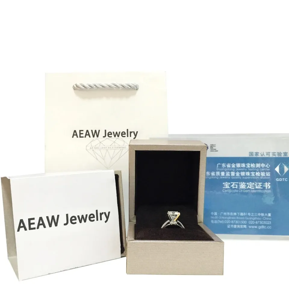 AEAW Luxury Center 10mm Width DF Color VVS Moissanite Engagement