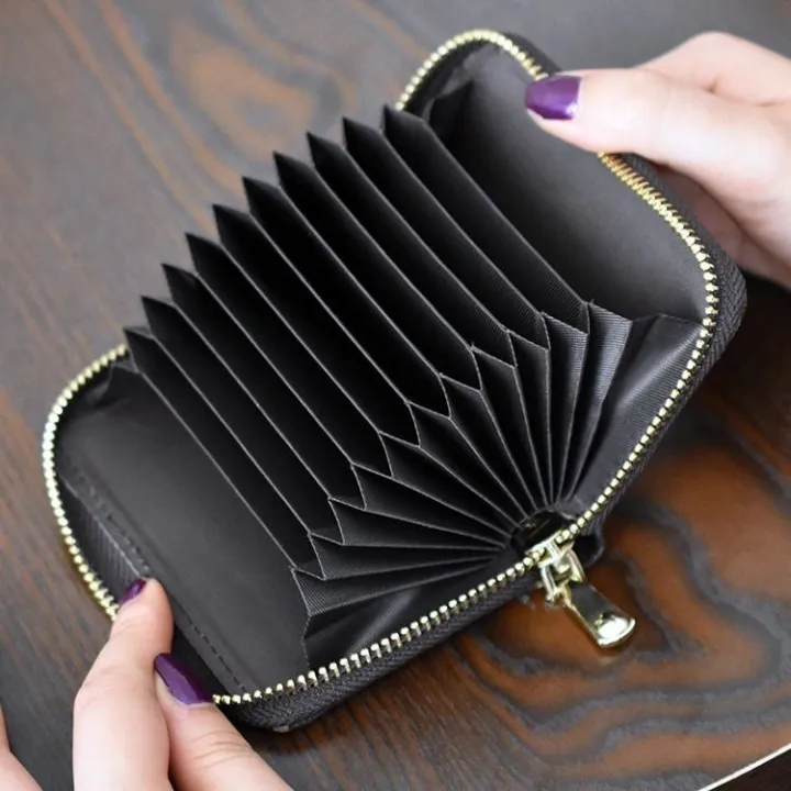 New%20Debit%20or%20Credit%20Card%20Holder%20with%20Money%20pocket%20For%20Men/Women%20-%20Image%208