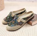 Beautiful Solid Classic Slipper for Women (Made in china).
