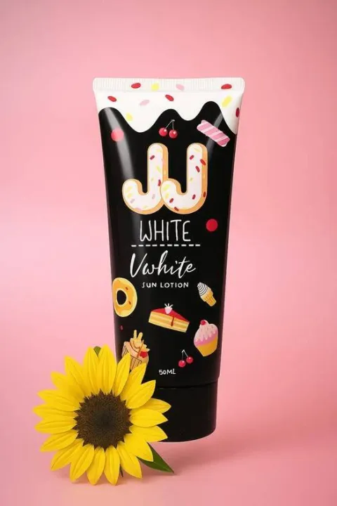 JJ%20White%20Sunscreen%20%E2%80%93%20Waterproof,%20Whitening%20&%20Glowing%20in%20One%20Lotion!%20-%20Image%203