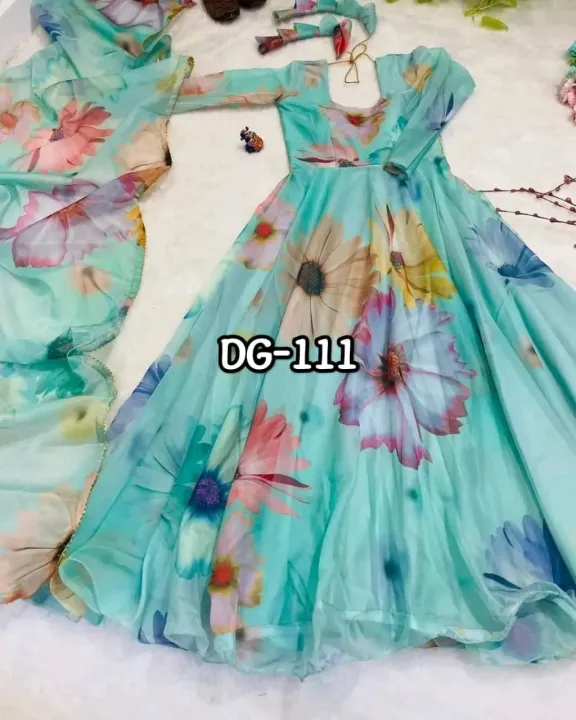 Readymade%20Orgonja%20Screen%20Print%20Gown%20Three%20Piece%20-%20Elevate%20Your%20Style%20with%20this%20Stunning%203-Piece%20Dress%20-%20Image%203