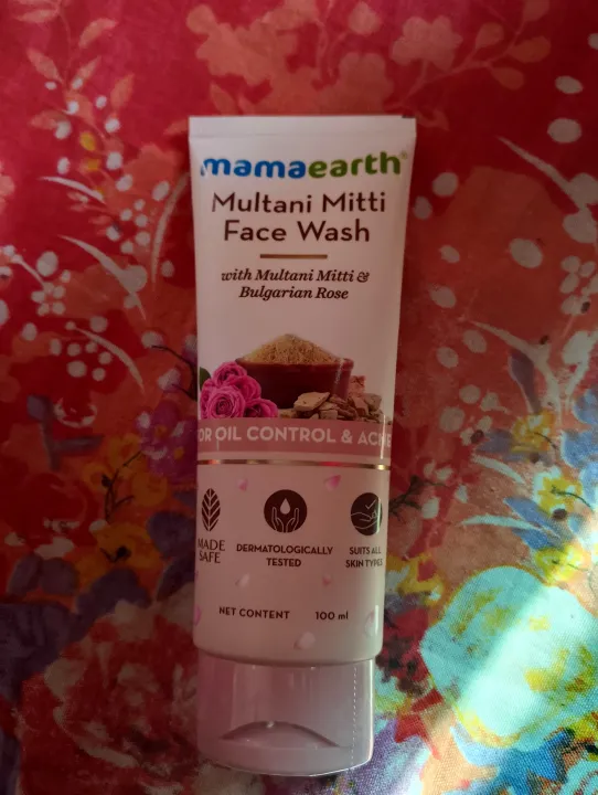 Mamaearth%20Multani%20Mitti%20Face%20Wash-100%20ml%20-%20Image%203