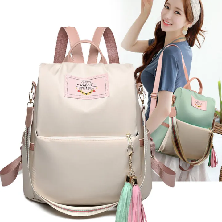 Minimalist%20Design%20Backpack%20Ergonomic%20%20Material%20Large%20Capacity%20School%20Bag%20%20Fashionable%20Travel%20Backpack%20for%20Outdoor%20Travel%20School%20Use%20College%20Students%20Urban%20Commuting%20Adventure-ready%20-%20Image%202