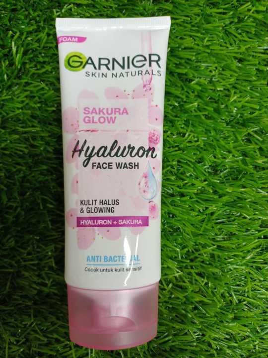 Garnier_Sakura%20White%20Foam%20Face%20Wash%20-%20100ml%20-%20Image%203