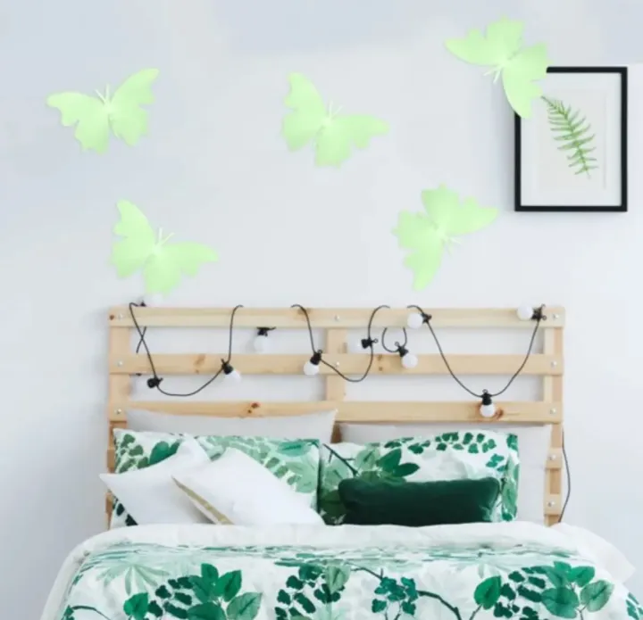 Butterfly%20radium%20sticker-8pc%20-%20Image%203