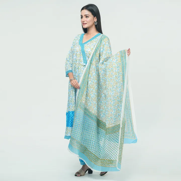 Amazing%20Outfit%20Hot%20Collection%20Readymade%20Anarkoli%20gown%203%20pice%20dress%20for%20girls%20-%20Image%203