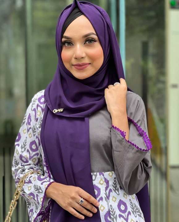 Premium%20Cherry%20Chiffon%20Hijab%20For%20Women%20-%20Image%204
