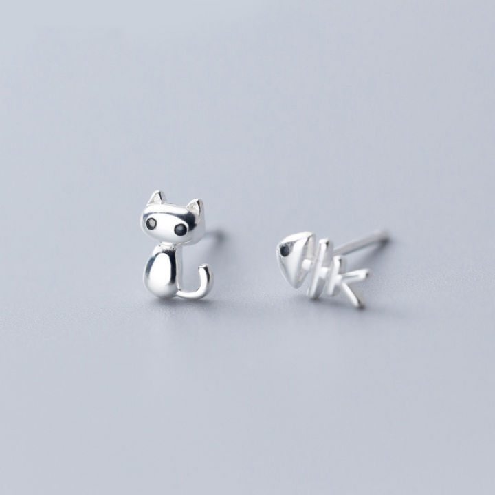 Asymmetrical cat fishbone stud earrings women's simple light luxury short earrings 2021 new live broadcast supply