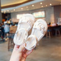 Girls' Sandals 2024 Summer New Soft Sole Anti slip Flat Beach Shoes, Big Kids Fashion Princess Shoes. 
