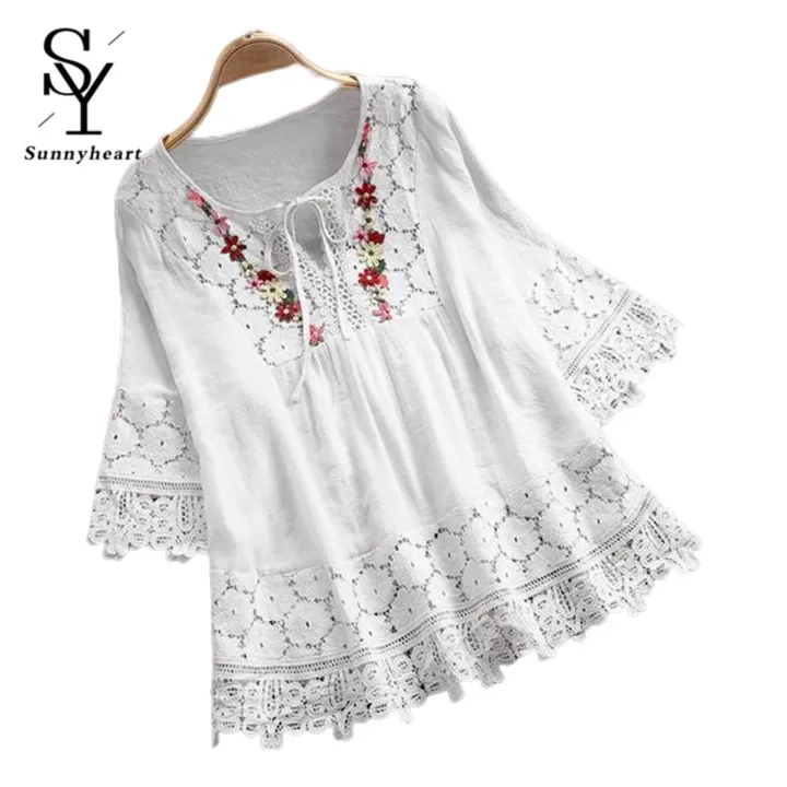 Sunnyheart%20Summer%20Shirt%20V-Neck%20Sweet%20Flower%20Decoration%20Hollow%20Lace%20Patchwork%20Blouse%20-%20Image%202
