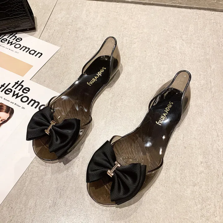 Plastic%20sandals%20women's%20transparent%20flat%20non-slip%20Korean%20version%20of%20beach%20shoes%20seaside%20vacation%20metal%20bow%20fish%20mouth%20jelly%20shoes%20-%20Image%208