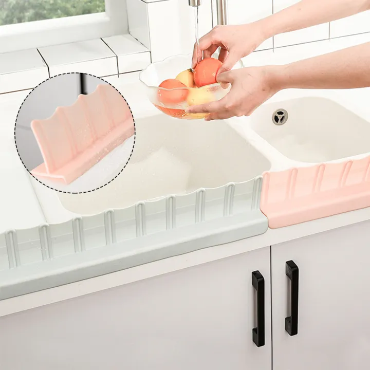 Sink%20Splash%20Guard%20Kitchen%20Anti-Splash%20Guard%20with%20Suction%20Cup%20Washing%20Dishes%20Prevent%20Water%20Splash%20Board%20Protector%20Basin%20Oil-Proof%20Splashproof%20Baffle%20Board%20-%20Image%204
