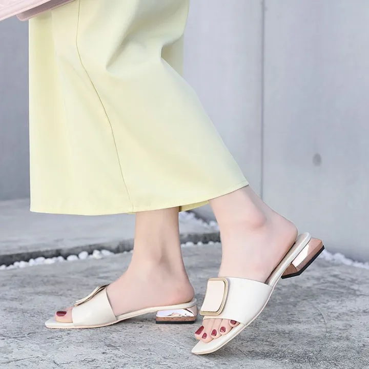 2024%20New%20Summer%20Ladies'%20Sandals%20Women's%20Summer%20Outdoor%20Wear%20Fashion%20Slippers%20out%20Flat%20Bottom%20One-Word%20Net%20Red%20All-Match%20-%20Image%202