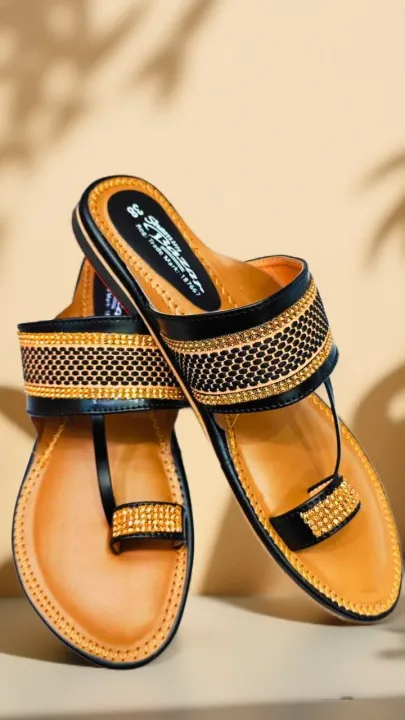 Elegant%20flat%20shoes%20for%20woman%20-bloomwalk%20-%20Image%203