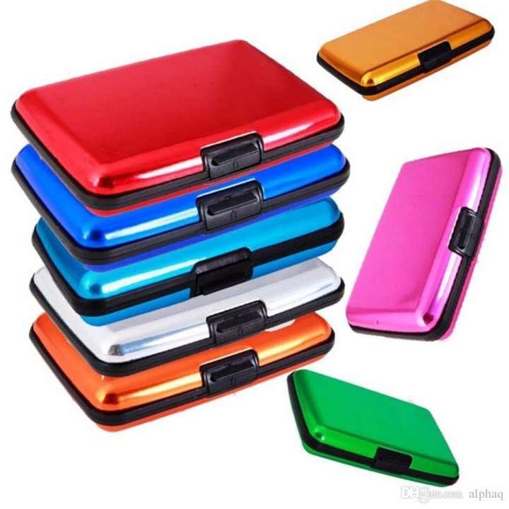 Waterproof%20Credit%20Card%20Holder%20-%20Image%202