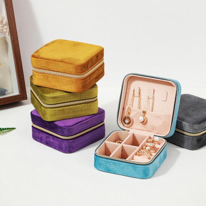Velvet%20Jewelry%20Box%20Travel%20Portable%20Jewel%20Box%20Small%20Ring%20Packaging%20Jewelry%20Storage%20Box%20Jewelry%20Box%20-%20Image%202
