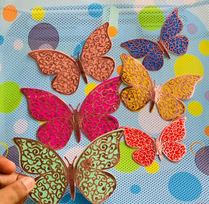 12-Piece%203D%20Butterfly%20Stickers%20for%20Decoration%20-%20Vibrant%20and%20Adhesive%20-%20Image%204