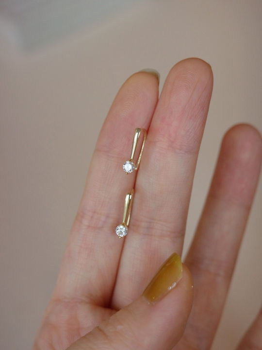 Small%20earrings%20in%20luminous%20S925%20silver%20plated%2014K%20gold%20small%20earrings%20clean%20simple%20light%20luxury%20sterling%20silver%20earrings%20for%20women%20-%20Image%204