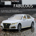 1:32 Toyota Crown Diecasts Alloy Car Toy Vehicles Metal Car 6 Doors Open Model Car Sound Light Toys For Gift. 