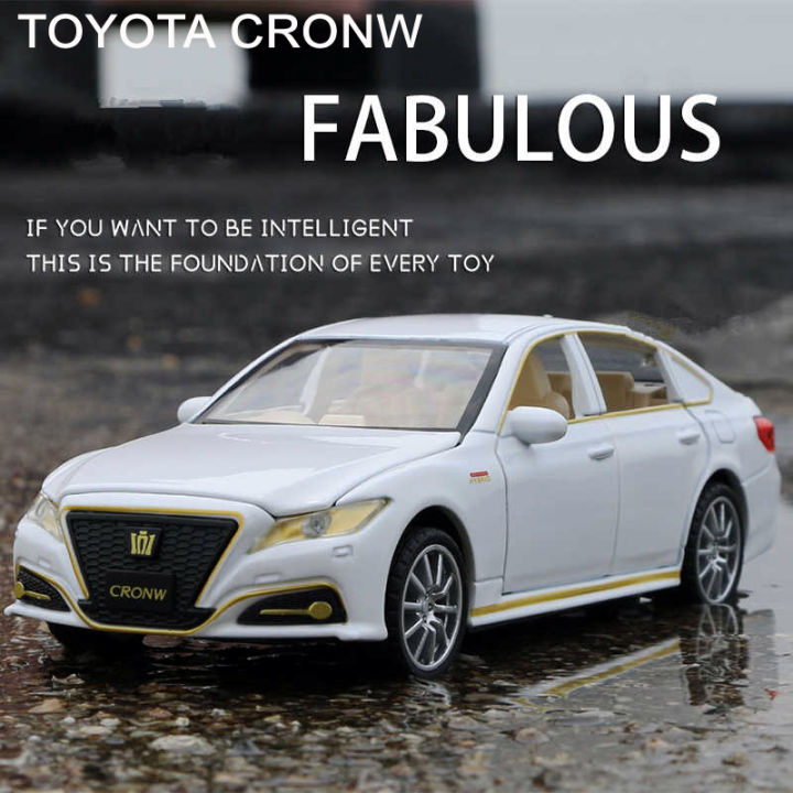 1:32 Toyota Crown Diecasts Alloy Car Toy Vehicles Metal Car 6 Doors Open Model Car Sound Light Toys For Gift