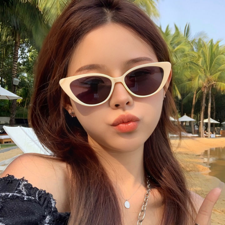 Women%20Cat%20Eye%20Sunglasses%20Luxury%20Brand%20Design%20Uv400%20Retro%20Premium%20Sun%20Glasses%20Men%20Sun%20Protection%20Fashion%20Eyewear%20-%20Image%202