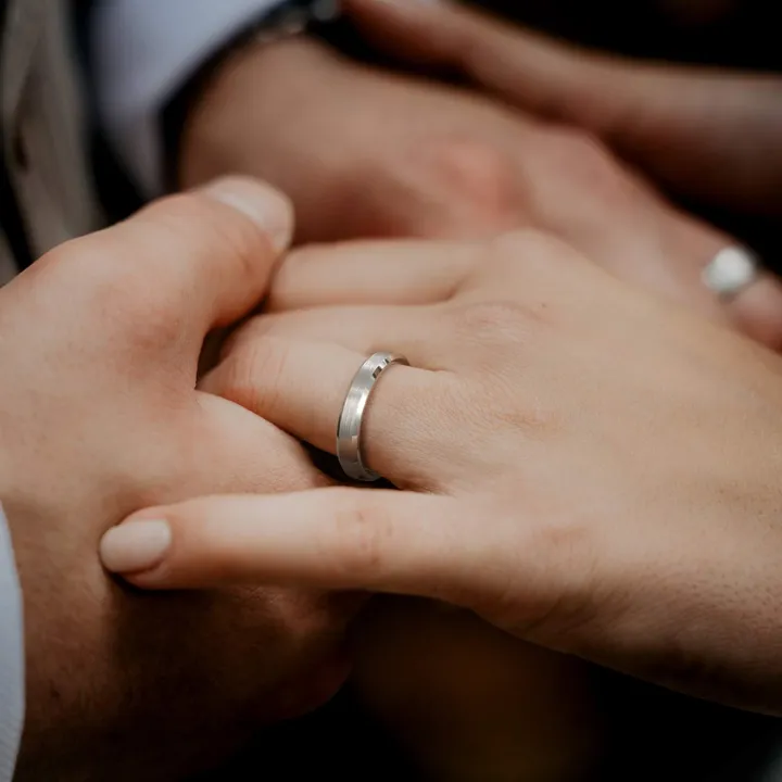 Men's%20Plain%20Stylish%20Stainless%20Steel%20Finger%20Rings%20-%20Image%202