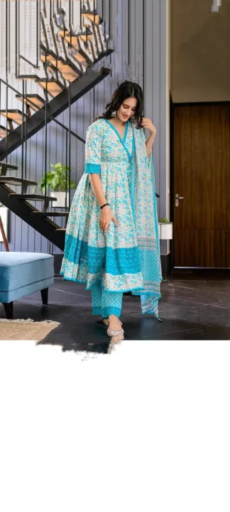 New%20exclusive%20designed%20Linen%20Gown%20piece%20long%20kurti%20For%20Stylish%20Women%20/%20Girls%20-%20Image%204