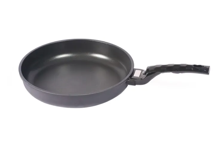 Fry%20pan%20with%20lead%20-%20Image%203