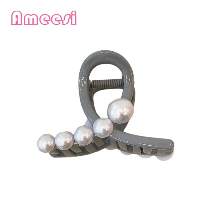Vintage%20Hair%20Claw%20Clasp%20Stylish%20Faux%20Pearl%20Hair%20Claw%20with%20Cross%20Hollow%20Out%20Design%20Strong%20Grip%20Anti-slip%20Hair%20Styling%20Tool%20for%20Women%20-%20Image%203