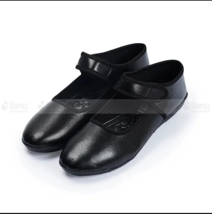 New%20Fashionable%20Ladies%20Flat%20Slipper%20Sandals%20%7CBest%20use%20for%20summer/Rainy%20Day.%20-%20Image%202