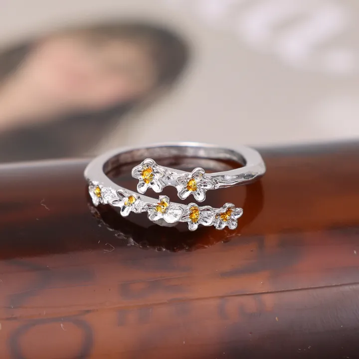 Elegant%20Simple%20Flower%20Rings%20for%20Women%20Creative%20Fresh%20and%20Engagement%20Jewelry%20Opening%20Ring%20-%20Image%209