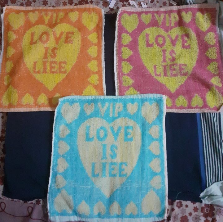Pocket%20Handkerchief%20(Colourful)%20-%201%20Piece%20-%20Image%209