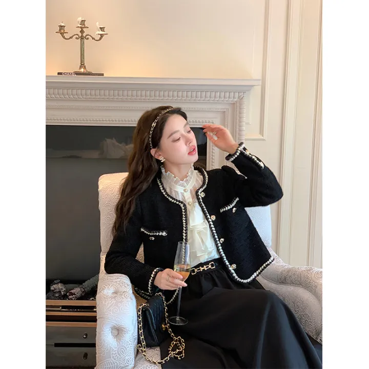 Vintage%20Cropped%20Tweed%20Jackets%20Women%20Elegant%20Black%20Thicken%20Coat%20Korean%20Single%20Breasted%20Blazer%20Casual%20Warm%20Short%20Outerwear%20Tops%20-%20Image%203