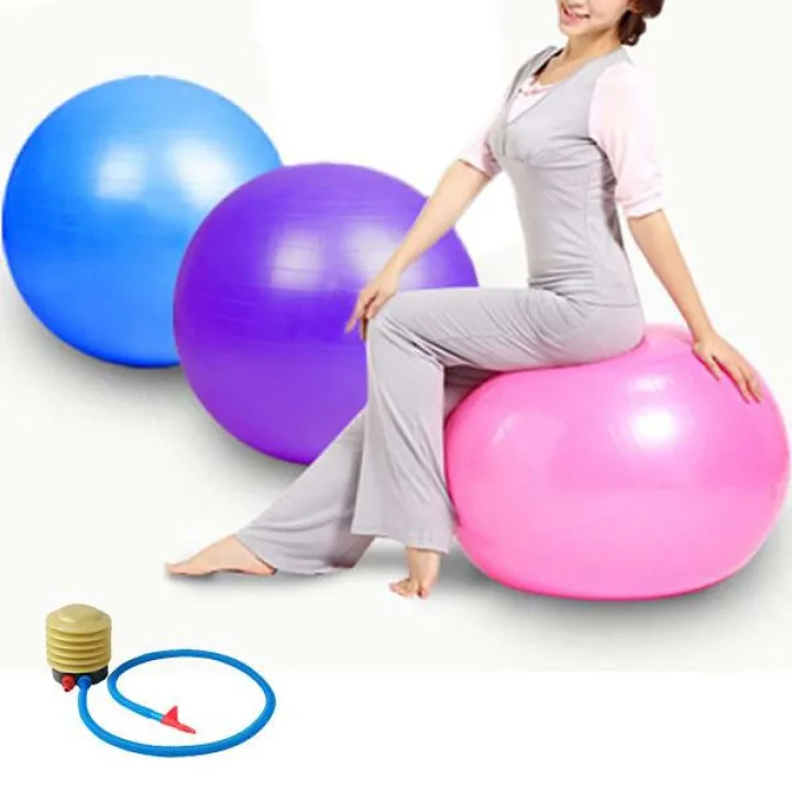 Yoga%20Ball%20(55cm%20)%20with%20Free%20Pumper%20-%20Image%204
