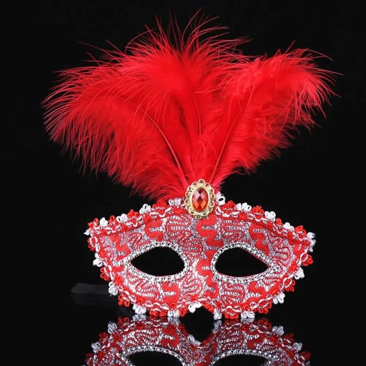 Creative%20Plastic%20Half%20Face%20Mask%20For%20Men%20Woman%20Masquerade%20Luxury%20Feathers%20Halloween%20Masks%20Carnival%20Costume%20Props%20Photo%20Prop%20-%20Image%207