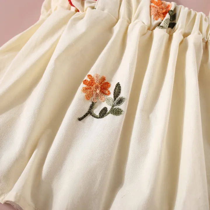 Summer%20New%20Baby%20Girls%20Two-Piece%20Set%20Lightweight%20Set%20Sweet%20Sleeveless%20Little%20Flying%20Sleeve%20Embroidered%20Floral%20Pleats%20+%20Shorts%20-%20Image%204