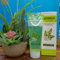 3W Clinic Moringa Brightening Cool Soothing Gel. 