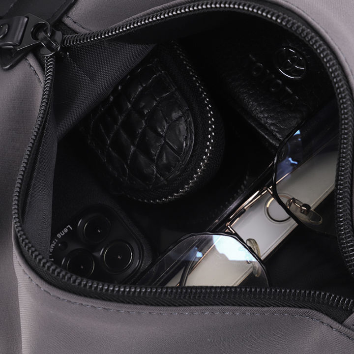 Shengxilu%20Men's%20Chest%20Bag%20Fashion%20Small%20Shoulder%20Bag%20Korean%20Simple%20Casual%20One%20Shoulder%20Crossbody%20Bag%20Outdoor%20Running%20Close-fitting%20Chest%20Bag%20-%20Image%204