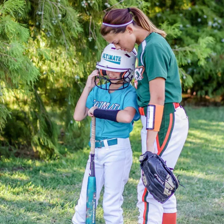 Quarterback%20Gear%20-%20Wristband%20Playbook%20-%20Softball%20Wristbands%20for%20Signs%20Football%20Play%20Wristbands%20-%20Youth%20-%20Image%207