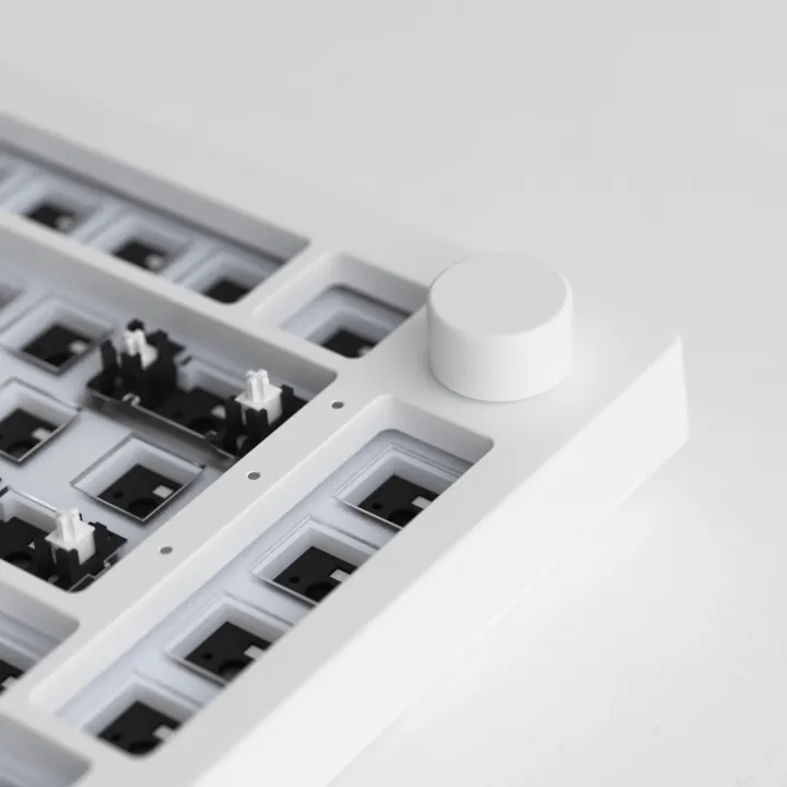 Akko%205075S%20VIA%20Kit%2075%25%20Barebone%20Keyboard%20Kit%20Custom%20Mechanical%20Gaming%20Keyboard%20RGB%20Backlit%203-pin/5-Pin%20Hotswap%20Gasket%20Mounted%20-%20Image%204